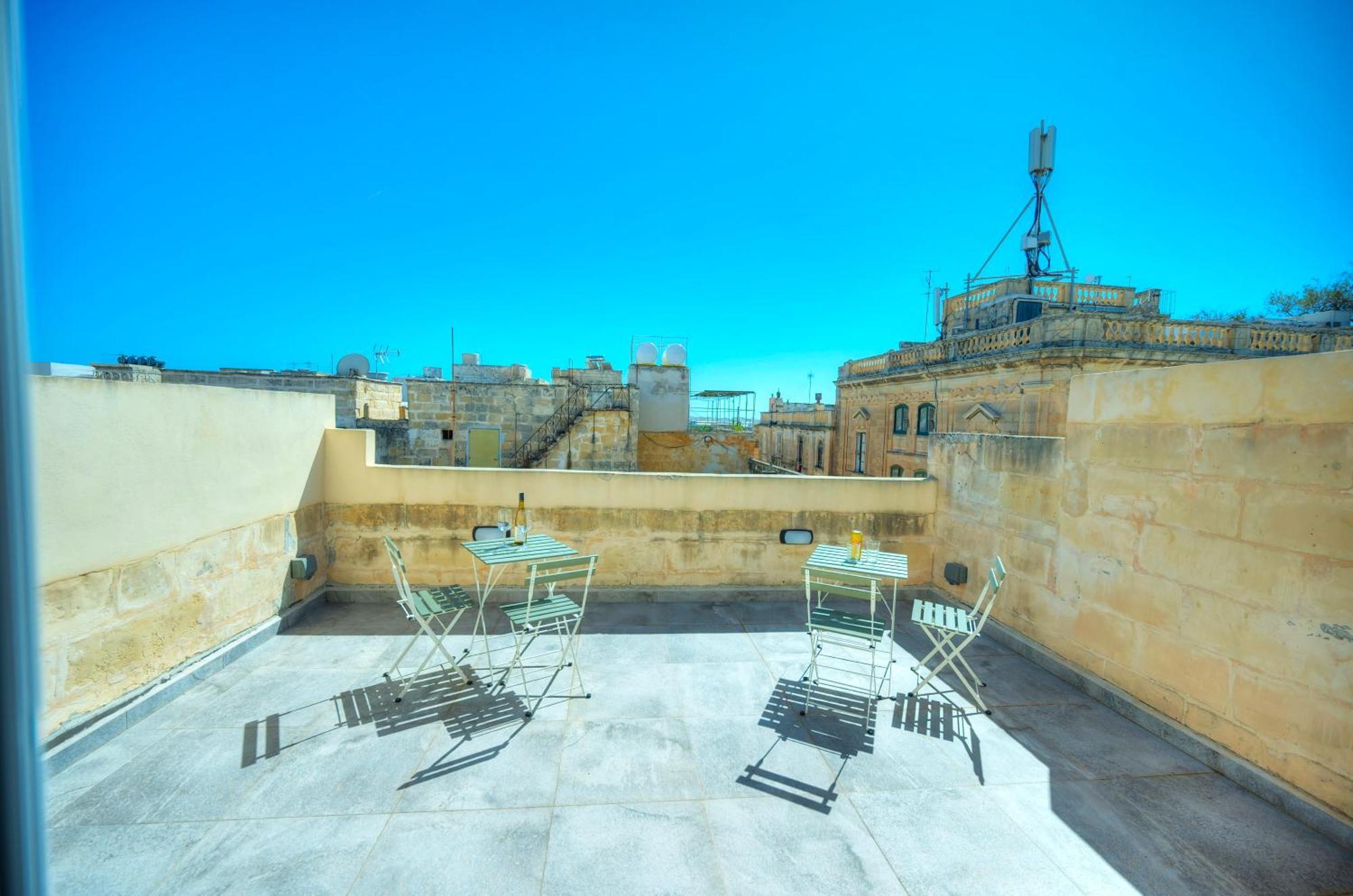 Charming 1Bedroom,Roof Terrace Near Valletta Dazz1-1 Il-Furjana Exterior photo